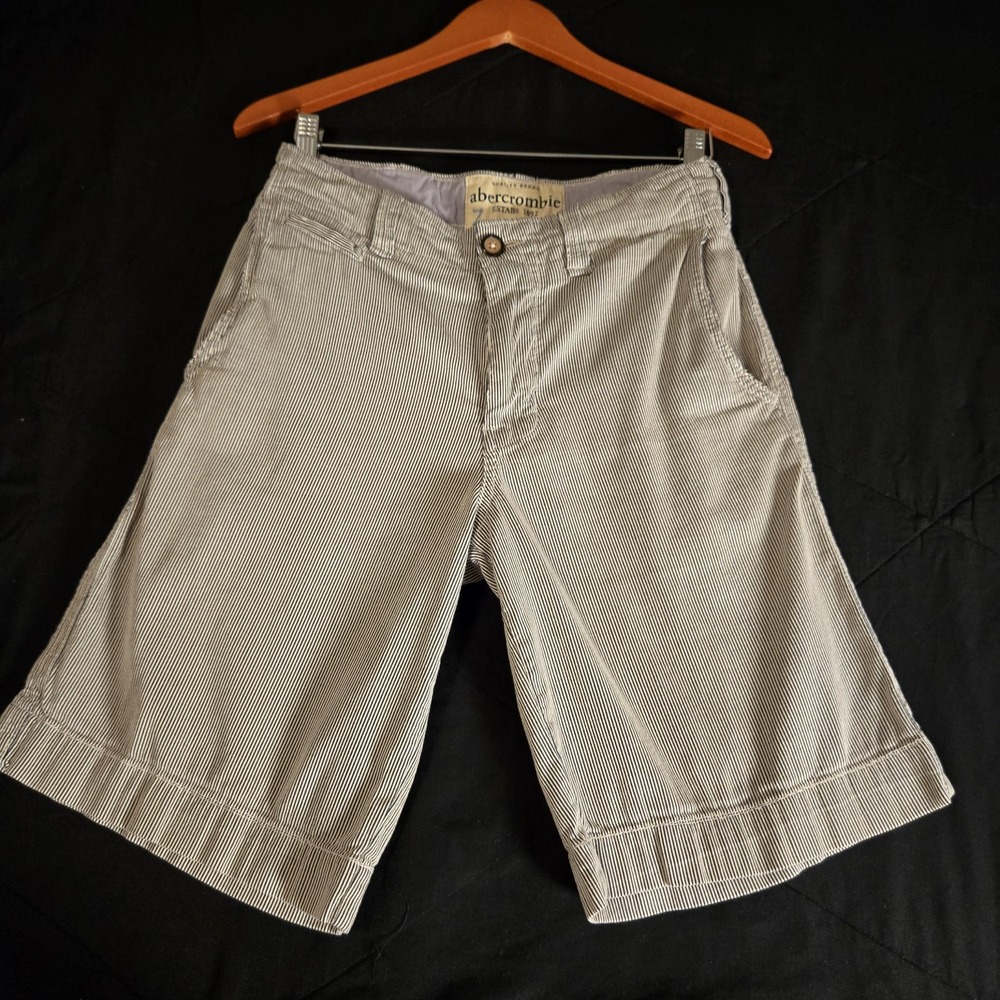 Abercrombie & Fitch Shorts Mens 32 Blue White Good Hickory Stripe Distressed